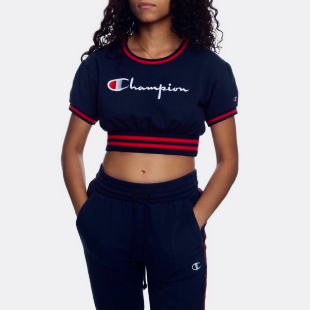 NWT Champion Cropped Sweatshirt